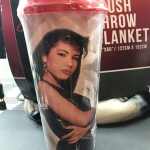 Selena Stripes cup